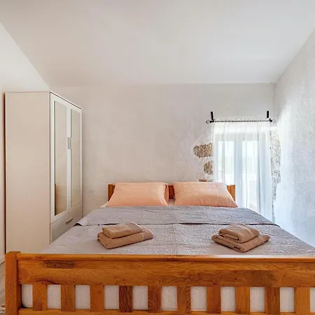 度假居 Kunta 扎达尔